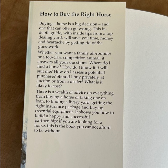 How to Buy the Right Horse Book - Picture 2 of 3